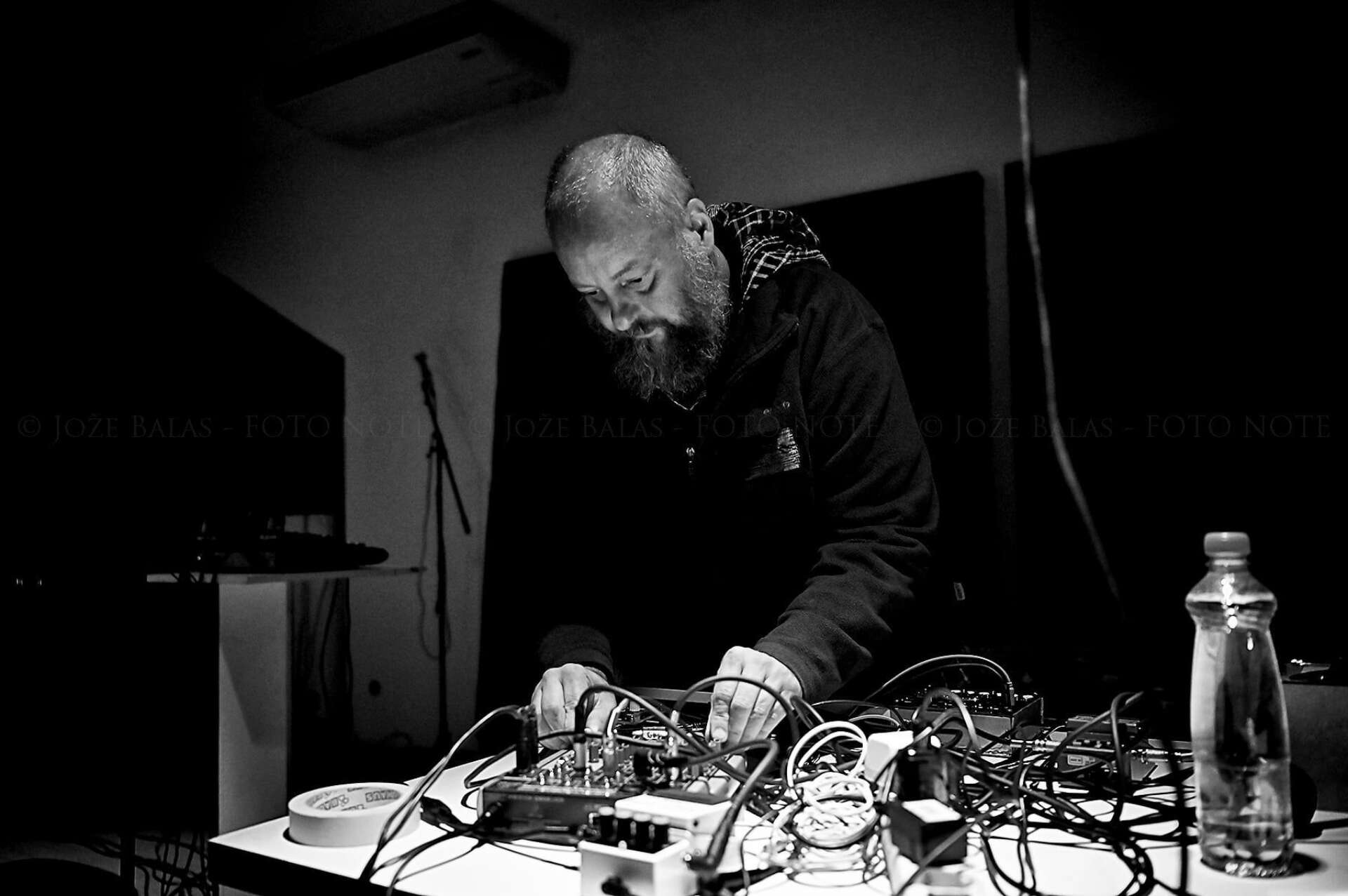 Mfru 2022 Burning House Matjaž Stopar 06